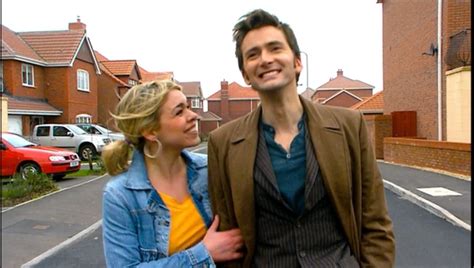 tenth doctor and rose tyler ☆ badwolf tenth rose photo 37586361 fanpop