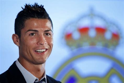 Cristiano Ronaldo Extends Real Madrid Contract Puts End To Man United