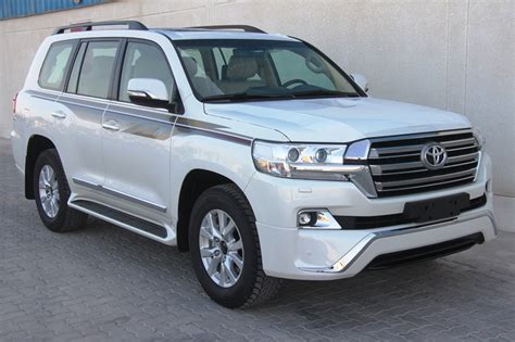 El land cruiser está equipado con toyota safety sense, un conjunto de tecnologías de seguridad activa diseñadas para ayudar a evitar o mitigar colisiones en un amplio abanico de. Toyota LAND CRUISER 200 V8 4.5L TURBO DIESEL PLATINUM EDITION 4X4 | SUV | AutoXL - Can meet all ...