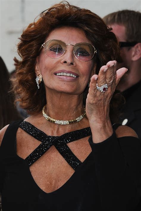 Sophia Loren S New Dolce And Gabbana Lipstick Hollywood Reporter