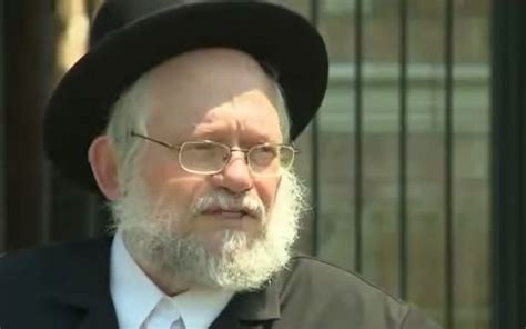 Ny Rabbi Refuses Apology From Man Who Bleached Him The Times Of Israel