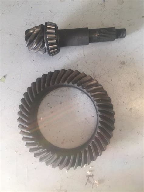 Sold Pontiac 93 538 Ring And Pinion And Complete Third Member The