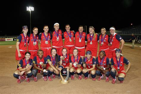 Teams must turn in the following at check in before playing. Team USA Softball | Baseball, Féminin