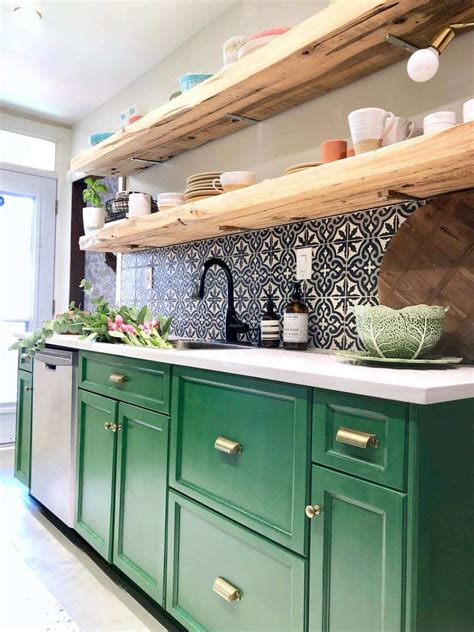 10 Kitchen Cabinet Makeover Ideas