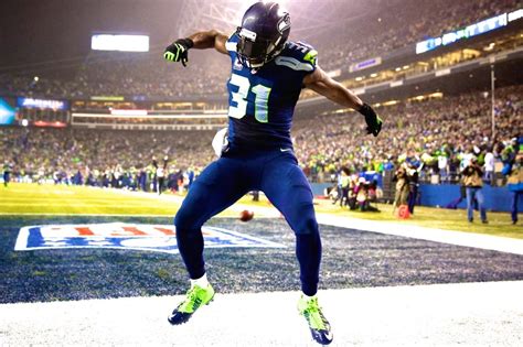 The alias lists managed by chancellor's office have the suffix xxx@listserv.cccco.edu, and are based on predetermined employment positions (i.e. Kam Chancellor Defines Legion of Boom in Playoff Win over ...