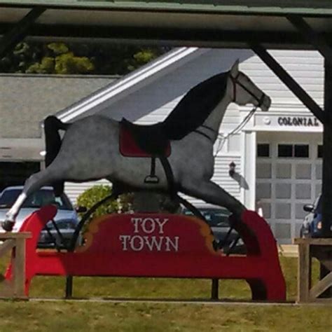 Clyde The Toy Town Horse 1 Tip
