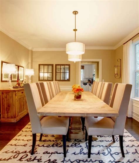95 Dining Rooms With An Area Rug Photos