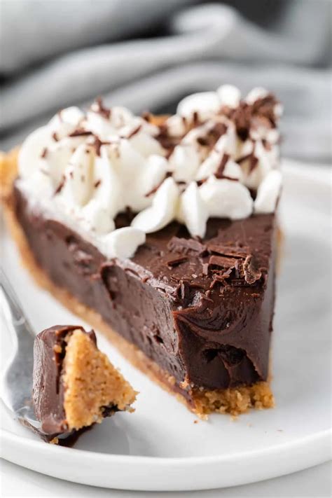 Chocolate Pie Baked By An Introvert