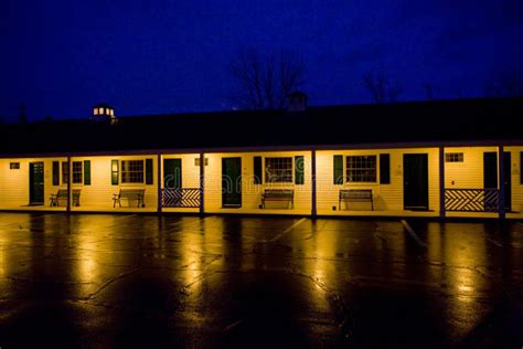 Motel At Night North Conway New Hampshire Usa Stock Photo Image Of