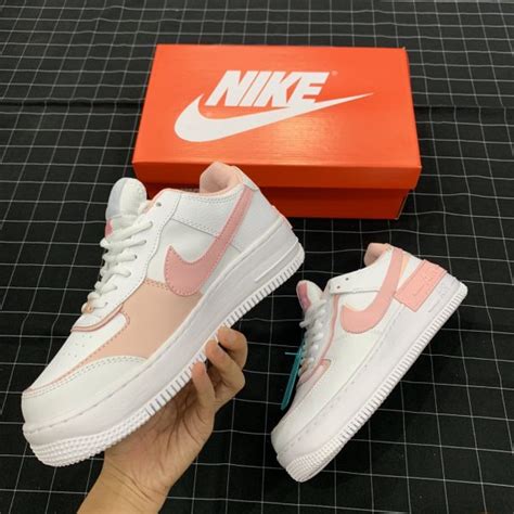 Detailing on mystic navy/white features hits of pink, white and red throughout. Giày Nike Air Force 1 Shadow Summit White Coral Pink - H&S ...