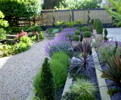 Modern Beautiful Home Gardens Designs Ideas New Home