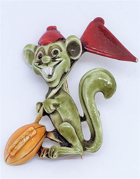 Har Vintage Mid Century Squirrel Pin Etsy Vintage Jewelry Vintage