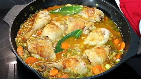 La mejor sección con las mejores recetas de pollo caseras para que las disfrutes con un montón de. Pollo en salsa. Receta fácil, rápida y riquísima (SIN ...
