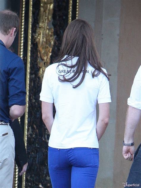 Upskirt Celebs Kate Middleton S Tight Jeans Ass