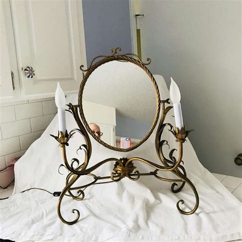.in the wholesale gift and home decor industry. Vintage Vanity Mirror with Lights gold flowers and leaves ...