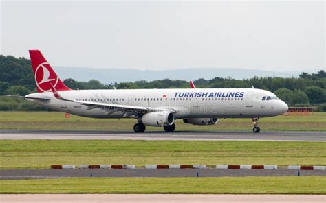 Turkish Airlines Airbus A320 Editorial Image Image Of Manchester