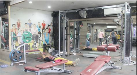 rdx gym and spa pitampura delhi