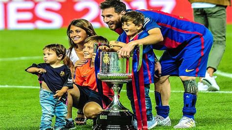He flaunts his cute children and beautiful wife. Lionel Messi welcomes third child with wife Antonella ...