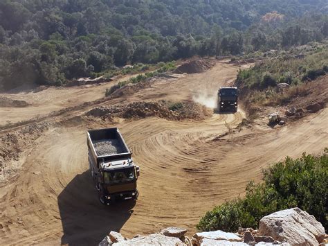 Quarry view construction llc is located in witmer city of. General view 2 on the quarry - Renault Trucks K ...