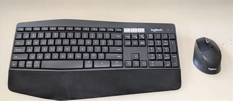 Logitech Mk850 Performance Wireless Keyboard And Mouse Combo