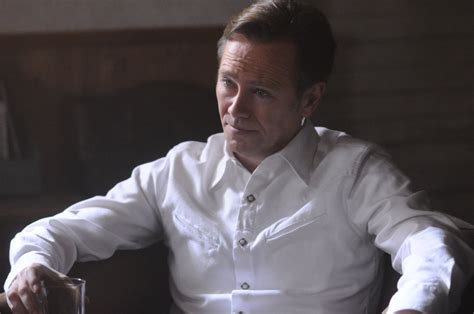 123movies Peter Outerbridge Starred In