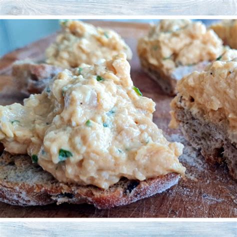Recipe The Best Brown Crab Snack In The World Fish Face Seafood Blog