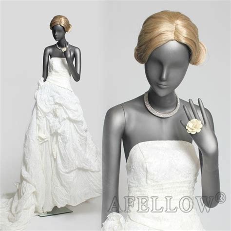 Fashion Full Body Fiberglass Female Mannequin Sale Ona