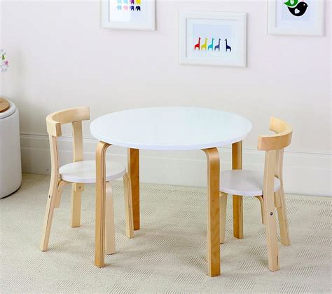 Traditional toddler table and chairs set. Modern Kids Table and Chairs: Design Options - HomesFeed