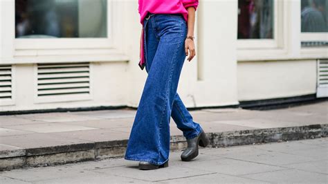 Are Flare Jeans Finally Back In Style For 2019? We Finally Think So. | HuffPost UK Style & Beauty