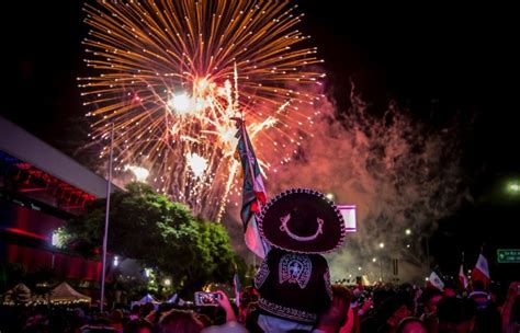 ¡feliz día de la independencia 2017!, dicen desde la semana pasada algunos taxistas al despedirse de sus pasajeros o los compradores de cierta edad en las bodegas del centro de lima: Festejos del Día de la Independencia 2020 serán con sana distancia