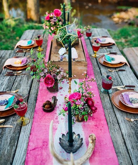 2030 Picnic Table Decorating Ideas