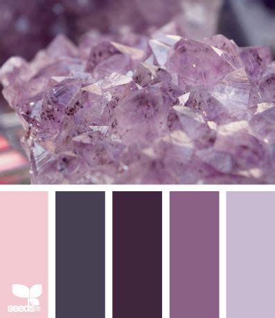 Dusty purple palettes with color ideas for decoration your house, wedding, hair or even nails. What color goes with dusty purple/lilac and white?