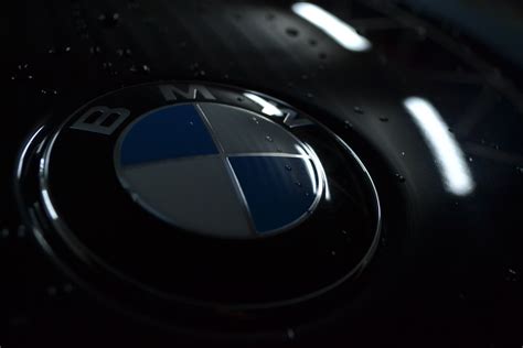 Logo 4k wallpapers for your desktop or mobile screen free. BMW emblem, BMW, 525d, symbols, blue HD wallpaper ...