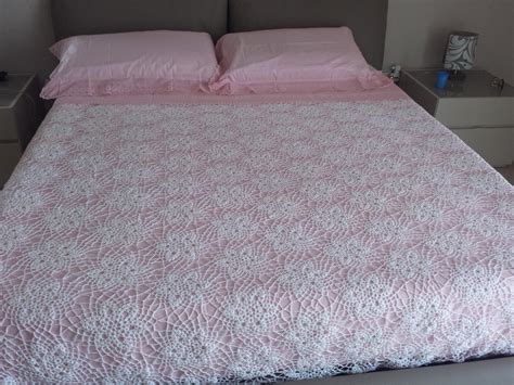 Per poter trovare la giusta via di mezzo tra un un prodotto di ottima qualità e uno a prezzo concorrenziale non basta solo analizzare le quindi. Coperta matrimoniale filo uncinetto - Per la casa e per te ...