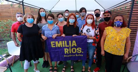 Karina estudió ciencia política en la universidad católica silva henríquez entre los años 2004 y 2010. Emilia Ríos (RD) lanzó su candidatura a la alcaldía de Ñuñoa