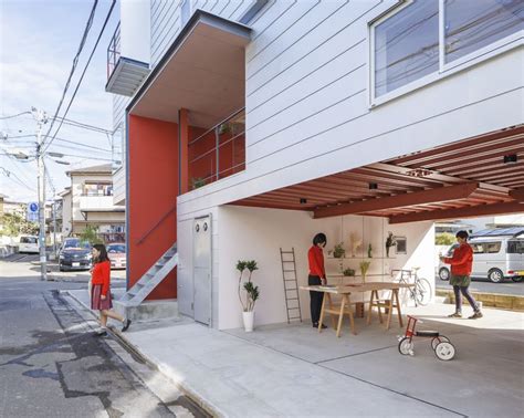 Japanese Apartment Complex Maximizes Light And Air Curbed