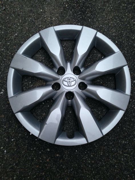 Toyota Corolla 2014 2016 Genuine Factory Hubcap Wheel Cover 42602 02420