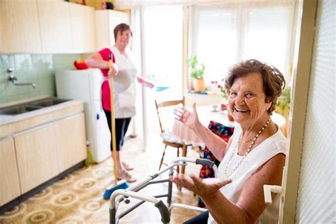 Laide Ménagère à Domicile Pour Les Personnes âgées Ou Handicapées Seniors And Handicap Ainfr