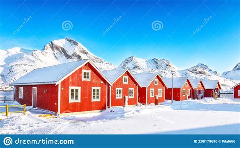 Astonishing Winter Scenery With Traditional Norwegian Red Wooden Houses