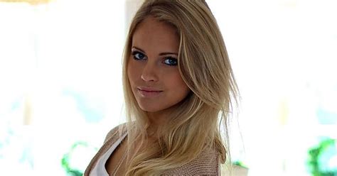 Emilie Voe Nereng Imgur