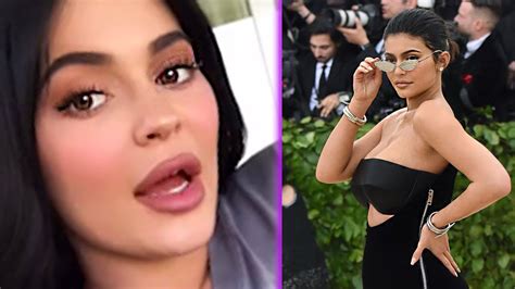 Kylie Jenner Explains Wild Met Gala Wardrobe Malfunction Youtube