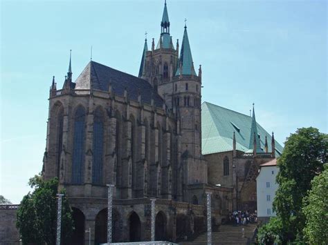 Lebensjahr vollendet hat und der allgemeinen meldepflicht unterliegt, ist verpflichtet, einen personalausweis zu besitzen. Dom, Erfurt: Bilder