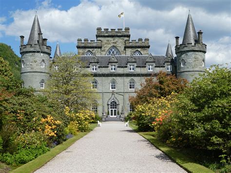Inveraray Castle On A Perfect Scottish Afternoon Rtravel