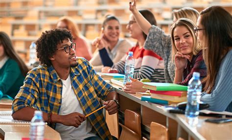 How to Stand Out to Ivy League Colleges and Other Top Schools | CollegeData