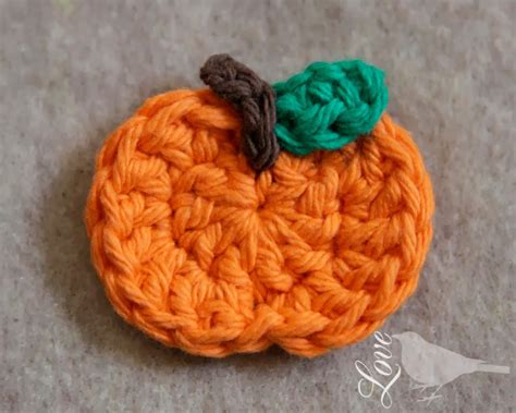 Love The Blue Bird Crochet Pumpkin Tutorial