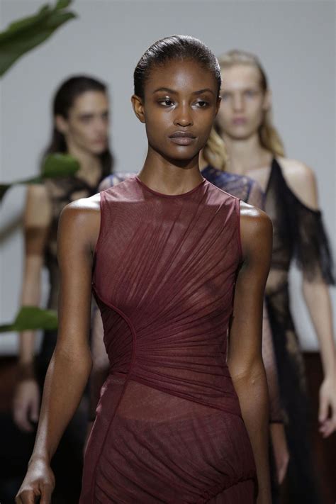 28 Nakedest Looks From The Nyfw Runway