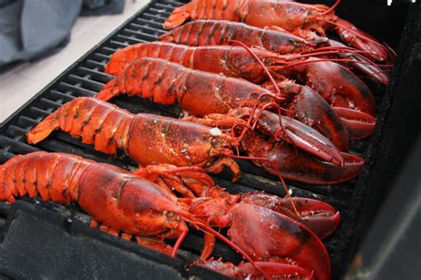 How To Eat Lobster A Guide To Ordering In A Restaurant Scotsman Food