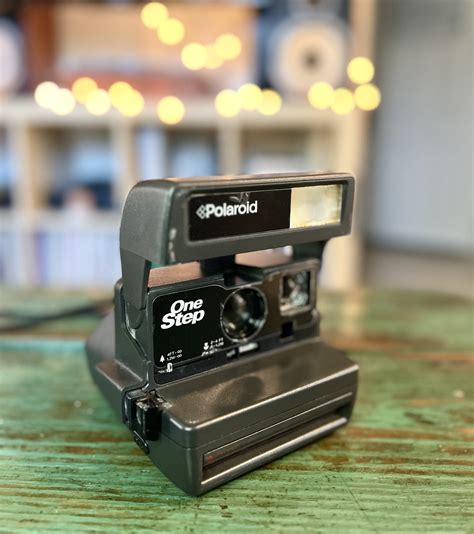 5 Reasons To Buy A Polaroid One Step 600 Camera Film Photography