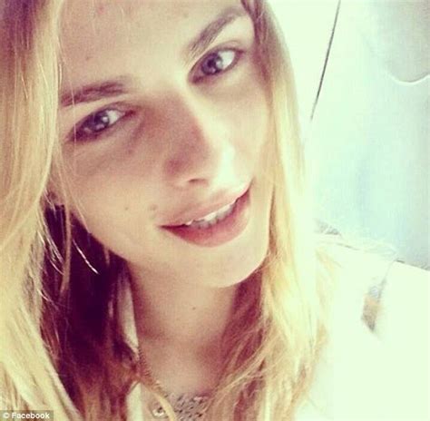 Male Model Andreja Pejic Comes Out As Transgender Woman Daily Mail Online
