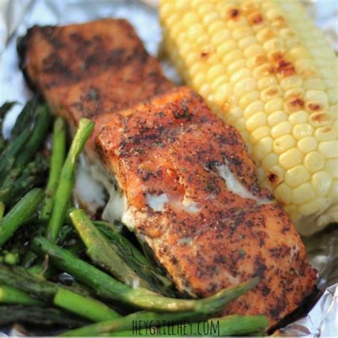 Salmon Foil Packets with Asparagus and Corn | Hey Grill ...